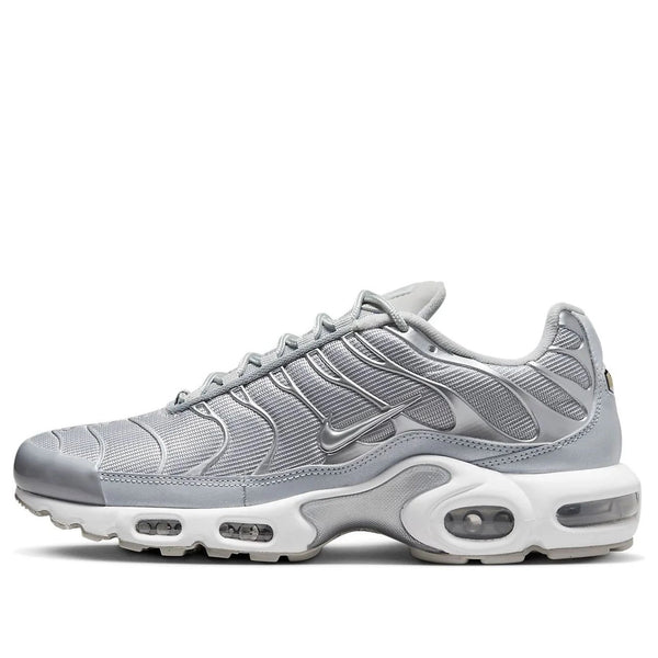 Nike Air Max Plus 'Metallic Silver'